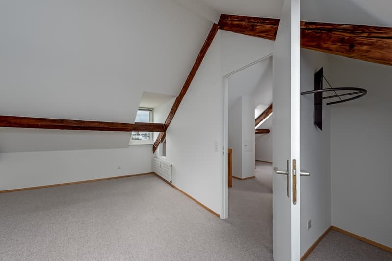 Urbane 3.5 Zimmer-Maisonettedachwohnung im Herzen des Kirschgarten-Quartiers (14)