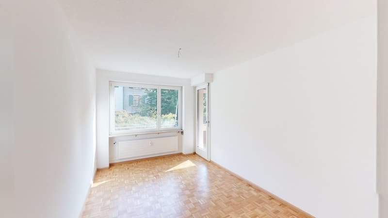 Top sanierte 3.5 Zimmerwohnung mit Blick ins Grüne (8)