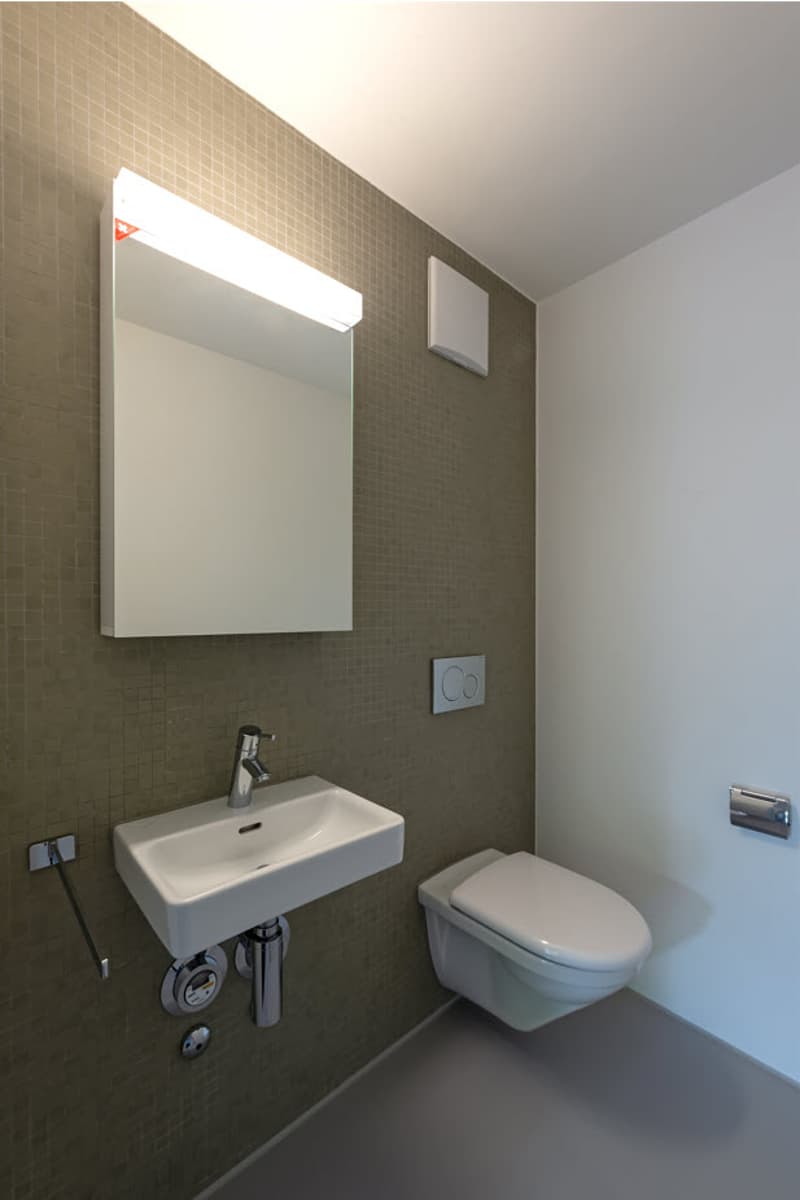 Moderne 2.5 Zimmerwohnung an top Lage (5)