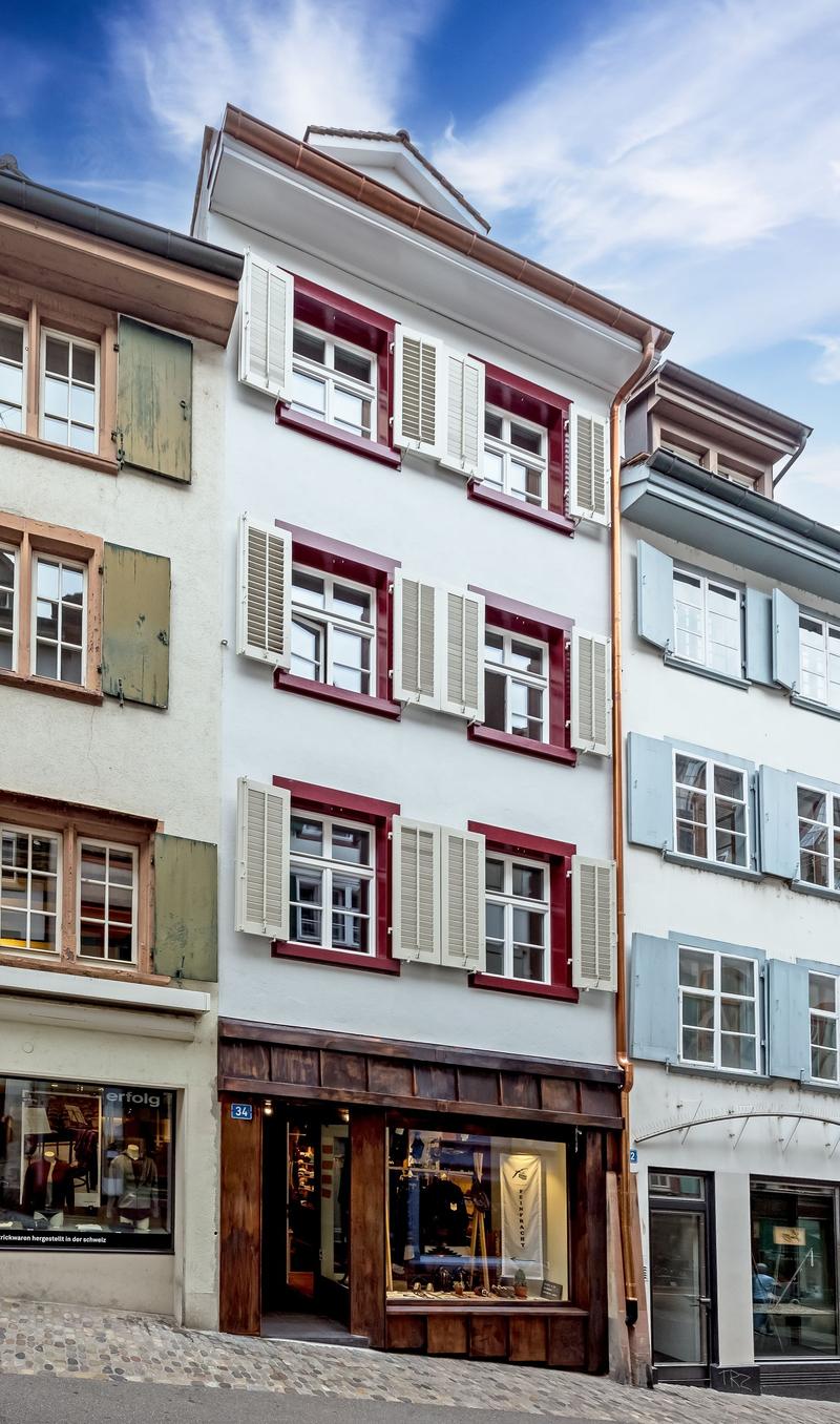 Moderne, sanierte 2.0 Zimmerwohnung am Spalenberg in Basel (1)