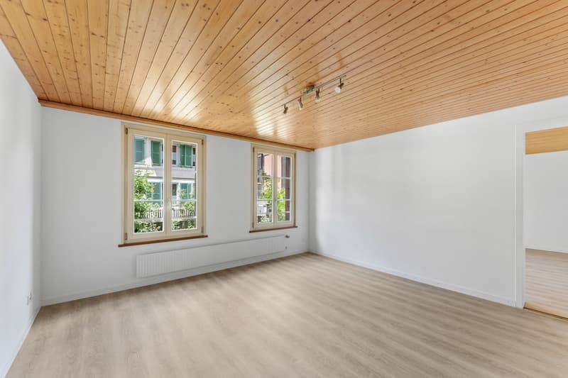 Charmante Altbau-2-Zimmerwohnung im Hochparterre in Oberdiessbach (3)