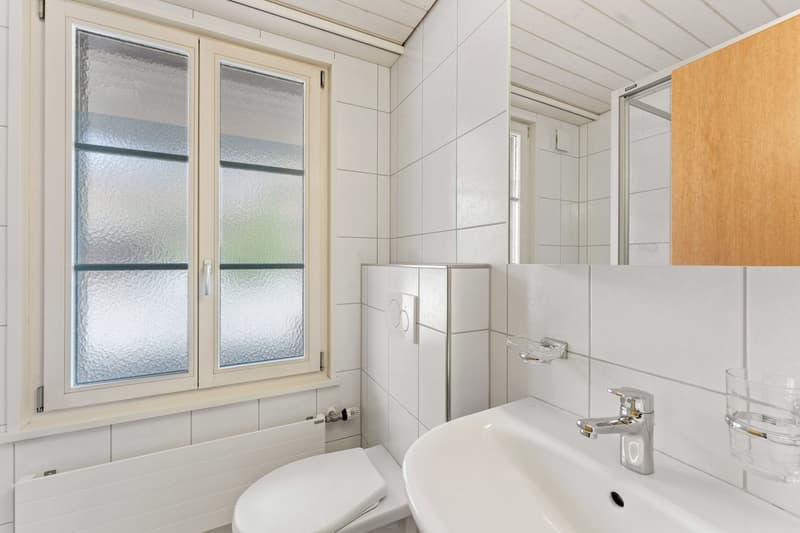 Charmante Altbau-2-Zimmerwohnung im Hochparterre in Oberdiessbach (6)
