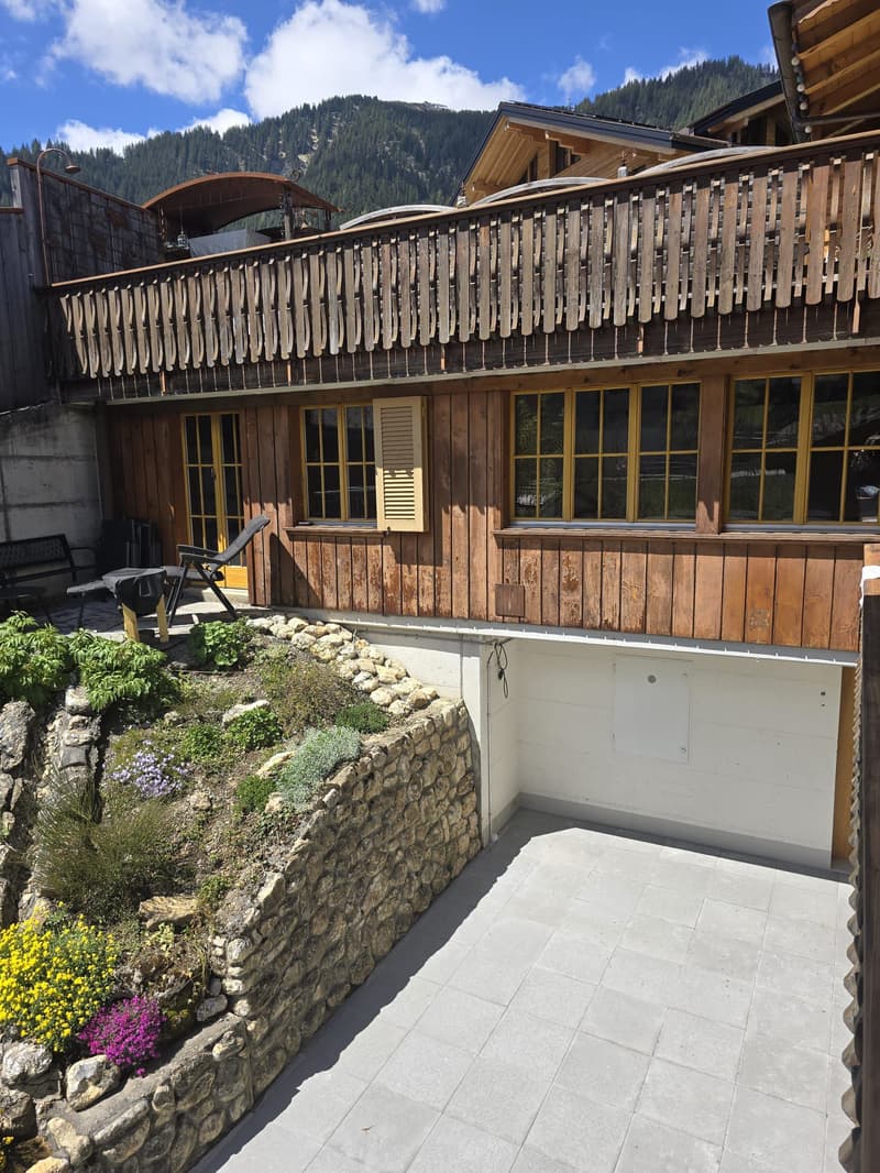 Sonnige 5.5-Zimmer- FERIEN-Wohnung mit Cheminée in Adelboden (2)