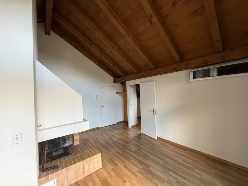 Charmante 3-Zimmer-Dachwohnung mit Kamin in Gümligen (5)