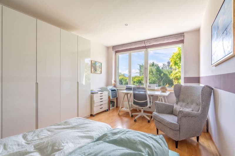Magnifique appartement de 4.5 pcs avec jardin privatif dans un quartier calme (7)