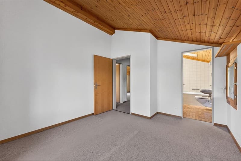 Unverbaubarer Blick auf den Thunersee - Wunderschöne Maisonette-Wohnung - Ihr neues Domizil (12)