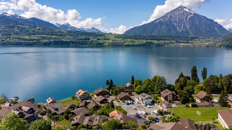 Unverbaubarer Blick auf den Thunersee - Wunderschöne Maisonette-Wohnung - Ihr neues Domizil (2)