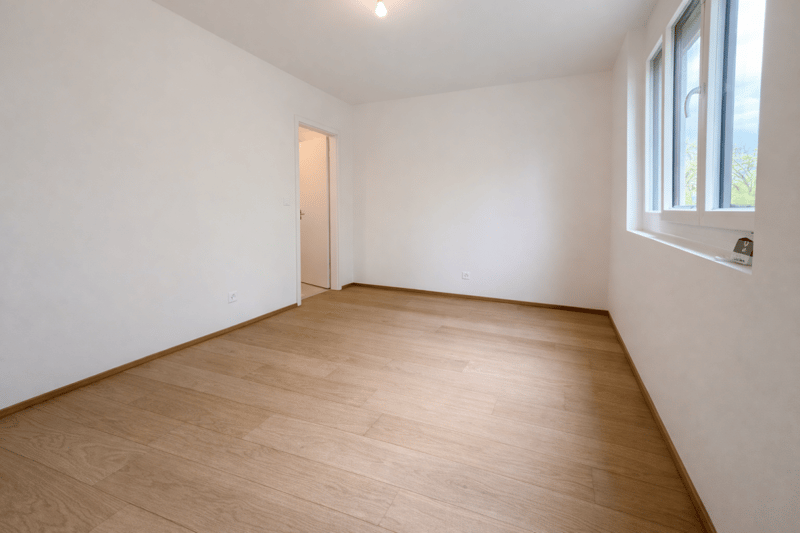 Appartement 5 pièces traversant de standing, avec deux vastes balcons (8)