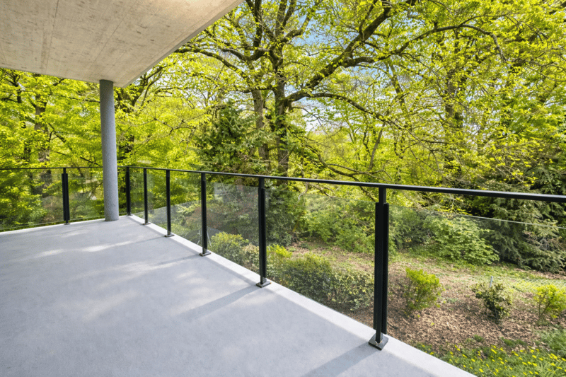 Appartement 5 pièces traversant de standing, avec deux vastes balcons (7)