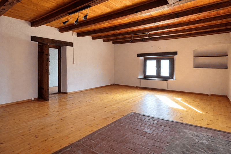 Ensemble immobilier à rénover (16)