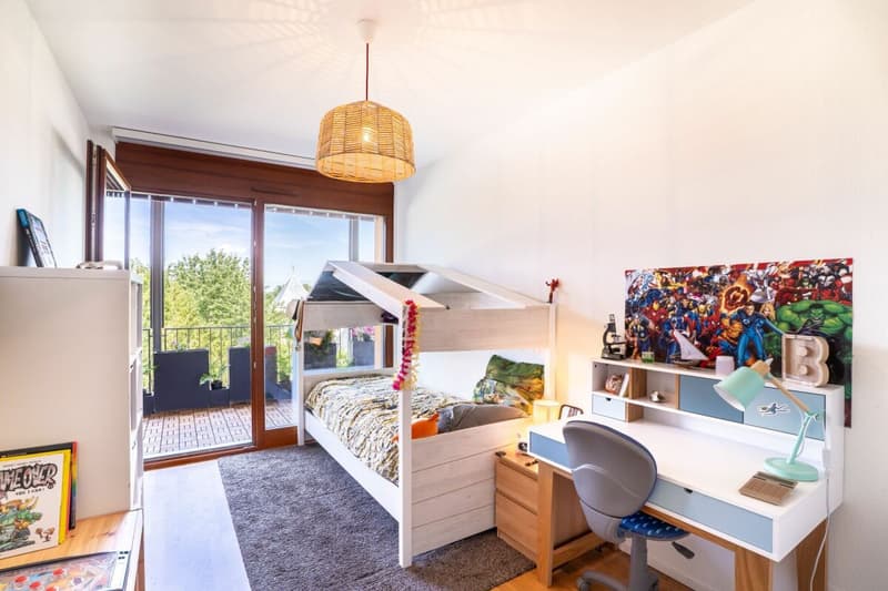 Appartement d'exception avec terrasse panoramique et vue sur le Jura à Presinge (12)