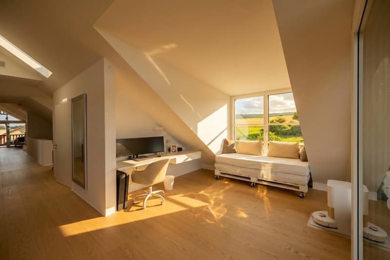 Exklusive 4.5-Zimmer-Dachwohnung: Luxuriöses Penthouse-Feeling über dem Nebelmeer (8)