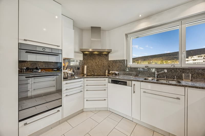 Moderne 4.5-Zimmer-Wohnung mit Balkon und Garage in Wettingen (5)