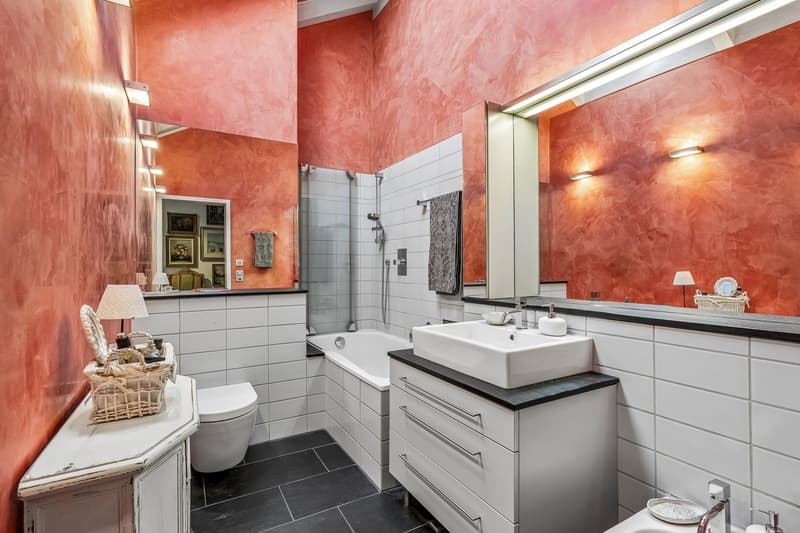 Charmantes 5.5-Zimmer-Doppeleinfamilienhaus in Watt (10)