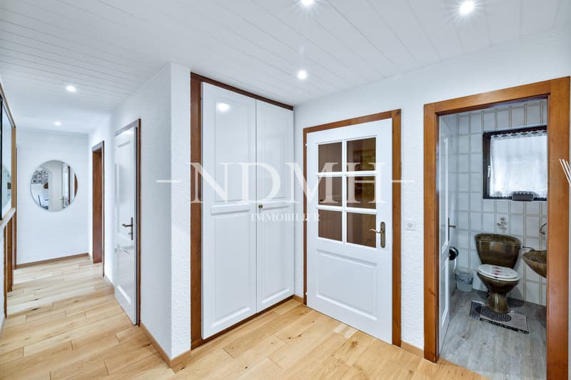Spacieuse villa aux volumes généreux, avec garage et atelier de 137 m² (6)