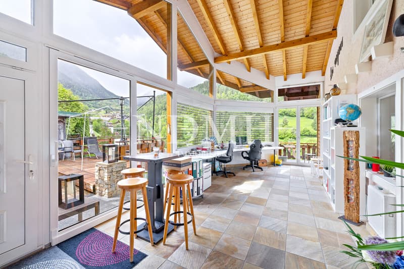 Spacieuse villa aux volumes généreux, avec garage et atelier de 137 m² (5)