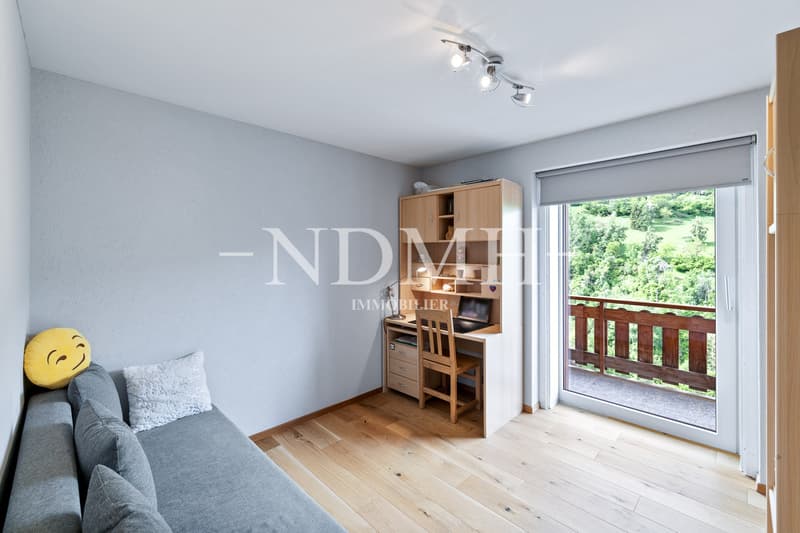 Spacieuse villa aux volumes généreux, avec garage et atelier de 137 m² (7)