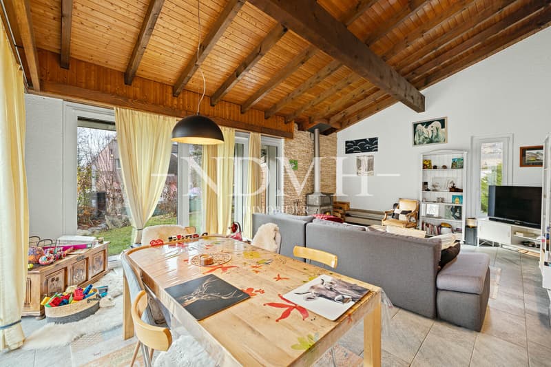 Spacieuse villa de deux appartements (4)