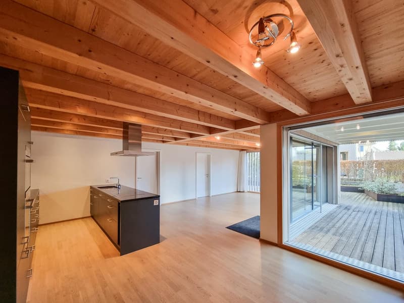 Ruhige EG-Traumwohnung mitten im Dorfzentrum mit riesiger Terrasse (6)