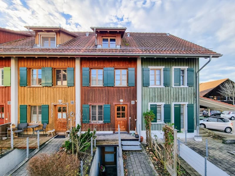 Attraktives Reiheneinfamilienhaus im Zürcher Weinland (1)
