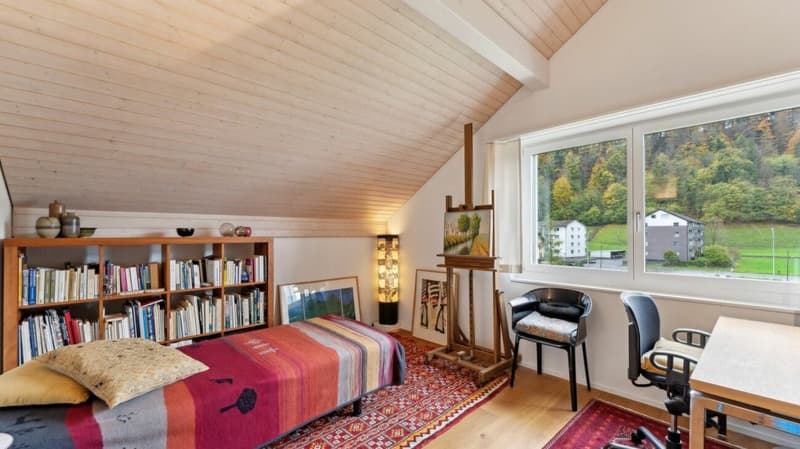 Charmante 3.5 Zimmer Dachwohnung mit Terrasse (7)