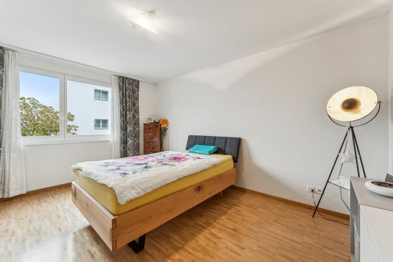 sehr gepflegte 4.5 Zimmer-Wohnung (6)