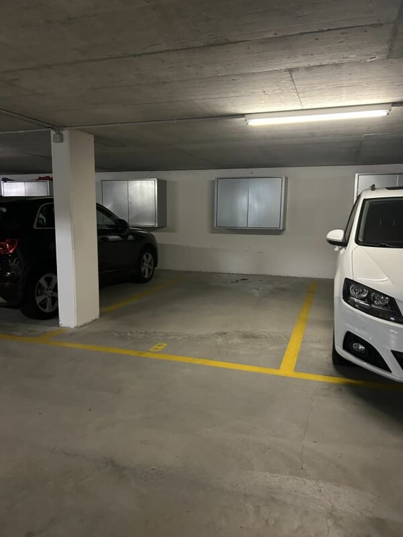 PARKING SPACES IN WÜRENLOS FOR RENT (3)