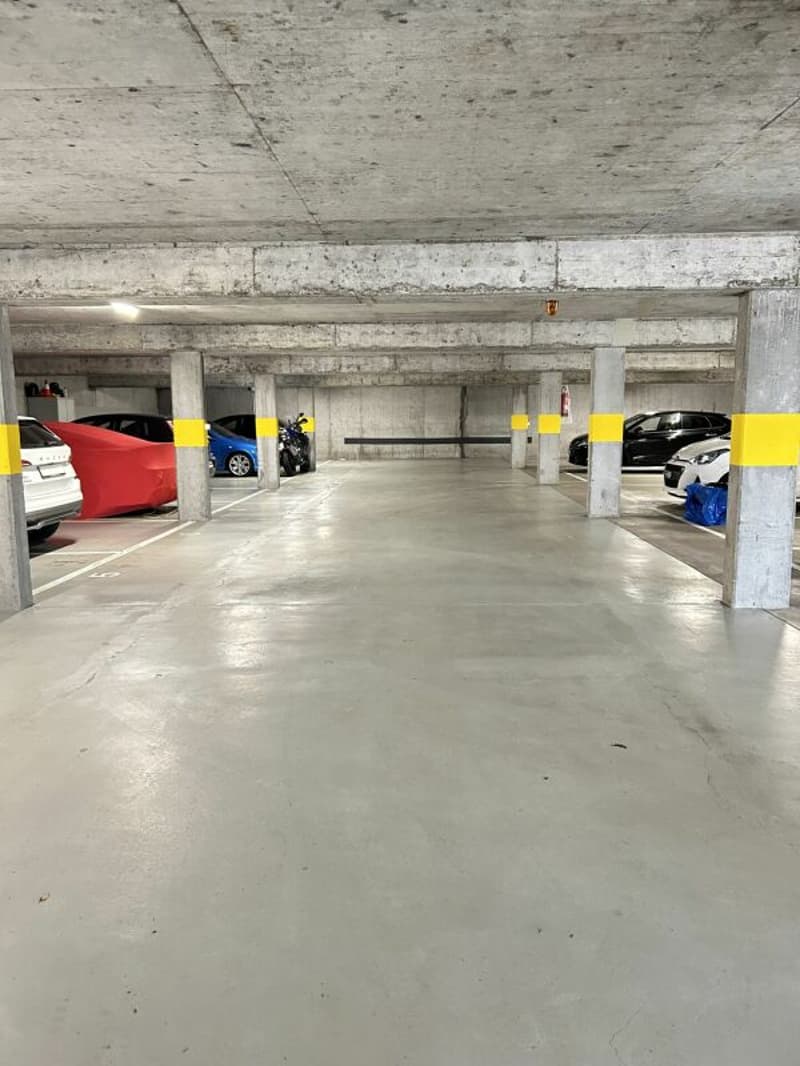 Tiefgaragenplätze in der Überbauung Hinzihöfli in Grenchen zu vermieten - kameraüberwacht (4)
