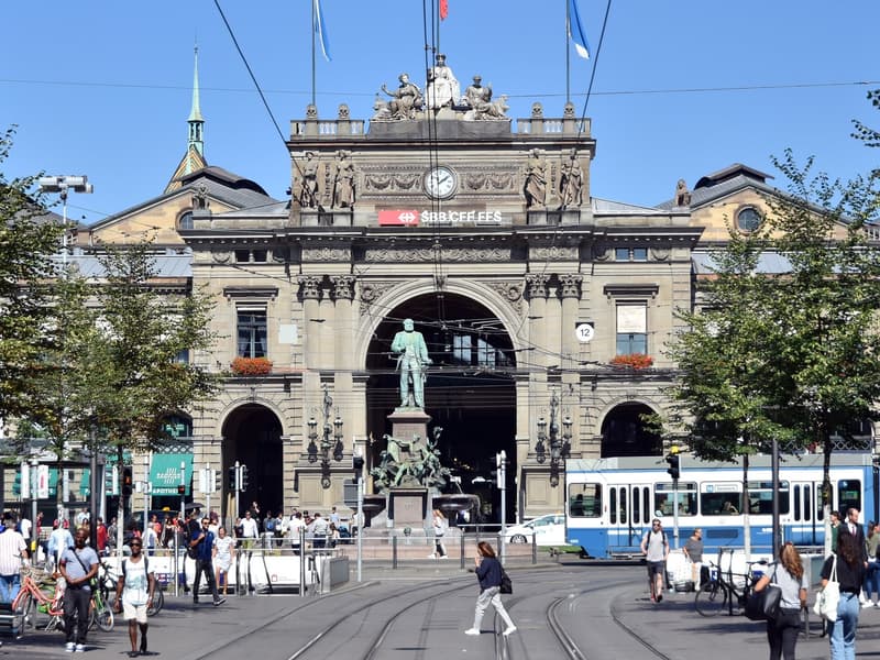 Ladenlokal an bester Lage der Bahnhofstrasse / Retail Space at Bahnhofstrasse in Zurich (1)