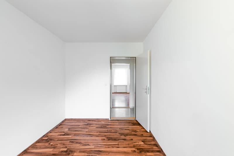 Schöne 4.5 Zimmerwohnung im Iselin-Quartier (12)