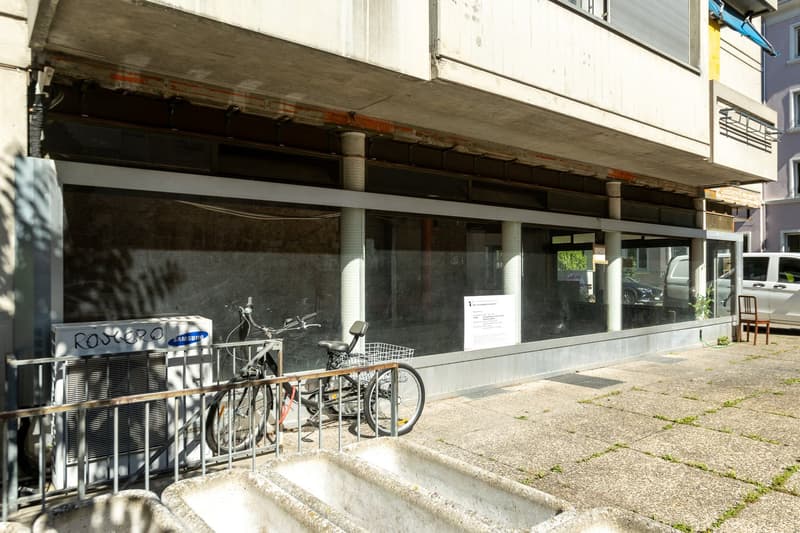 Lichtdurchflutete Gewerbeinheit an bester Lage im St. Johann (20)
