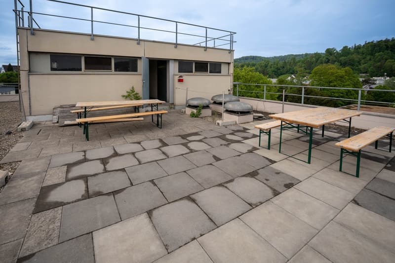 Grosszügiges Büro im EG in kreativer Fabrikhalle (18)