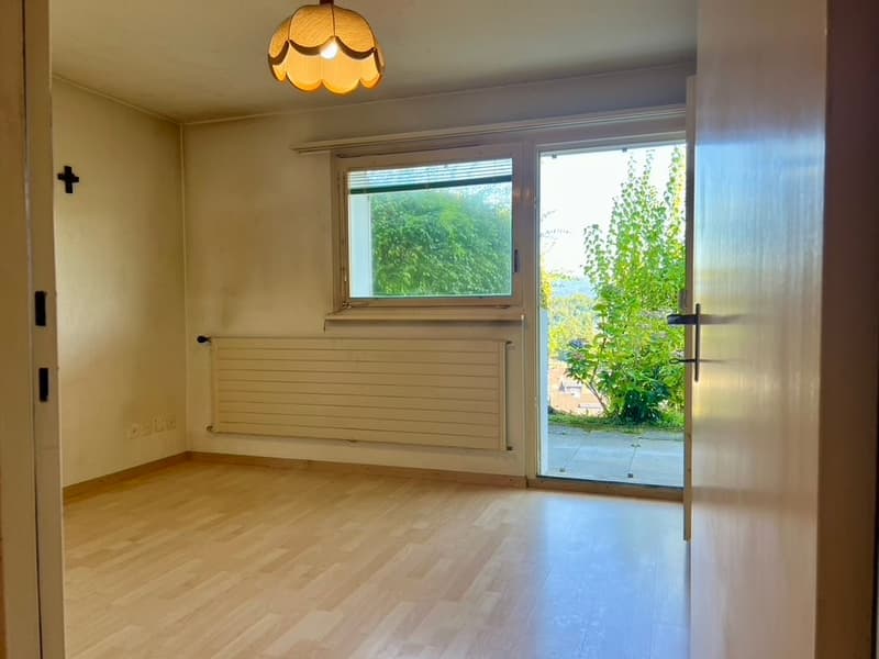 1. Schlaf- oder Wohnzimmer mit direktem Zugang zum Garten