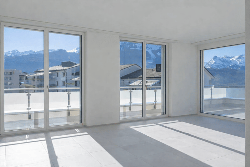 Erstvermietung: 2.5-Zimmer-Attikawohnung mit See- und Bergblick (5)