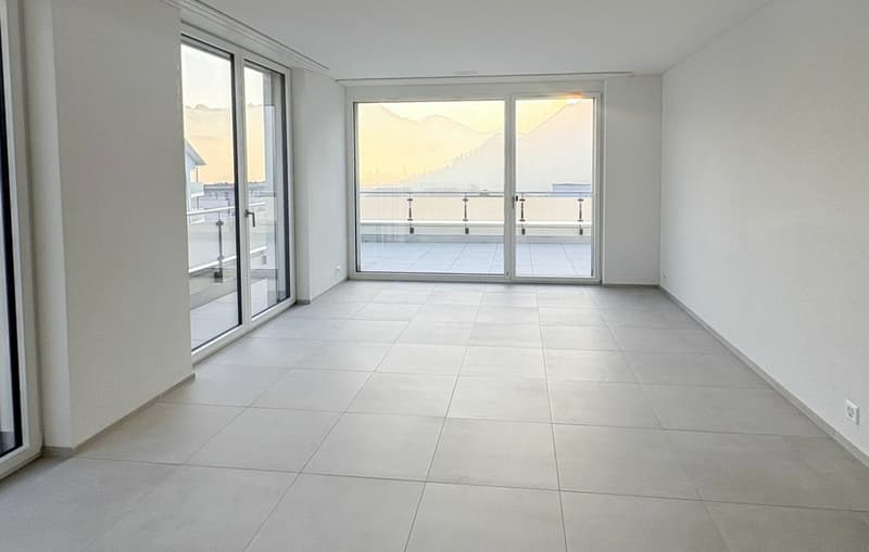 Erstvermietung: 2.5-Zimmer-Attikawohnung mit Bergblick (2)