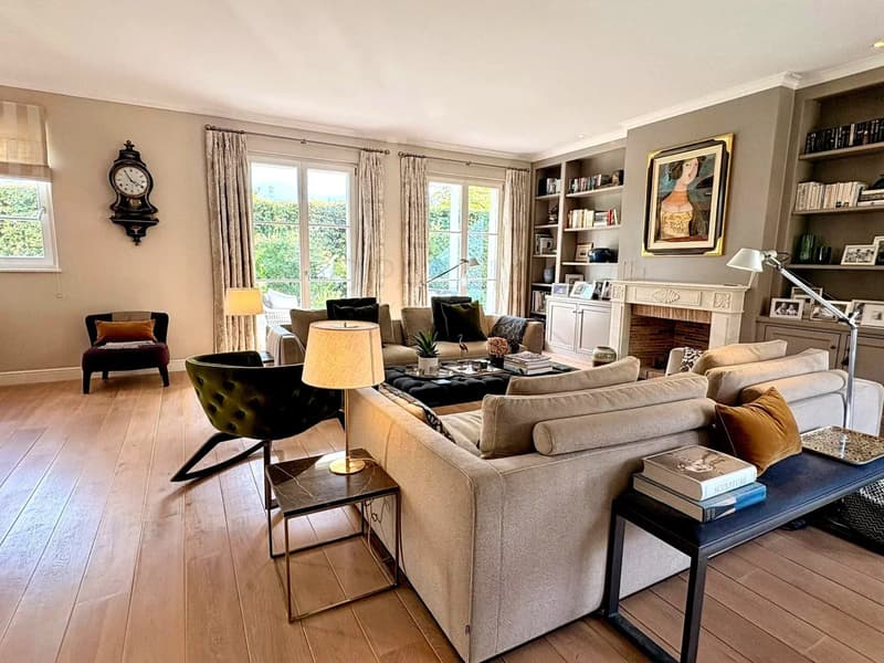 Elegant family home with pool in a quiet setting, Commugny (11)