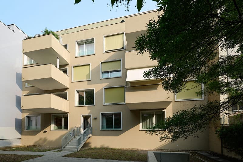 Attractive and modern office space near Heuwaage (10)
