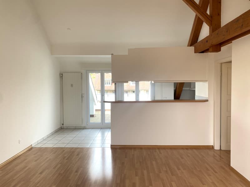 Charming attic apartment near the exhibition center (2)