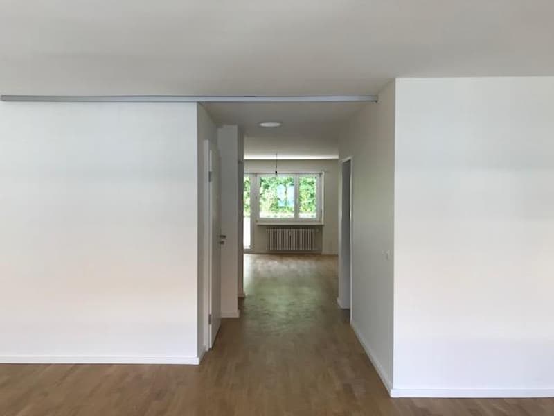 Moderne, attraktive Wohnung mit Balkon (3)