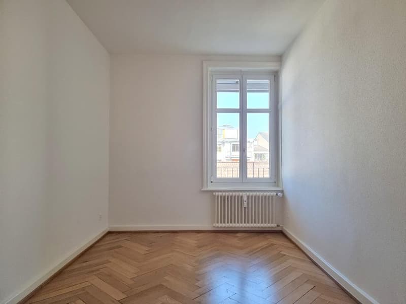 Altbauwohnung im Gundeli nahe Heiliggeistkirche (7)