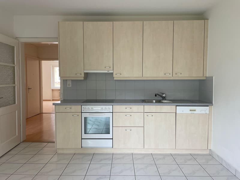 Wohnung mit Balkon zum grünen Innenhof beim Tellplatz (4)