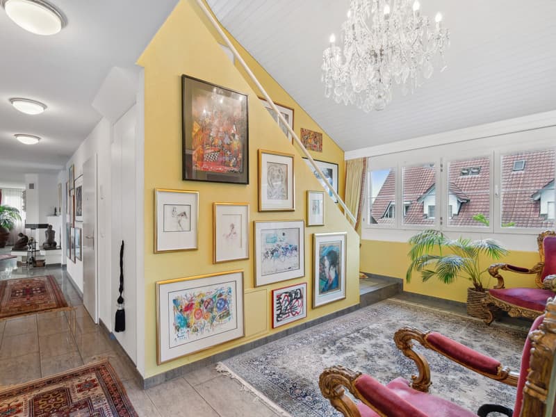 Luxuriöse, exklusive 6.5-Zimmer-Duplex-Wohnung  in Volketswil (6)
