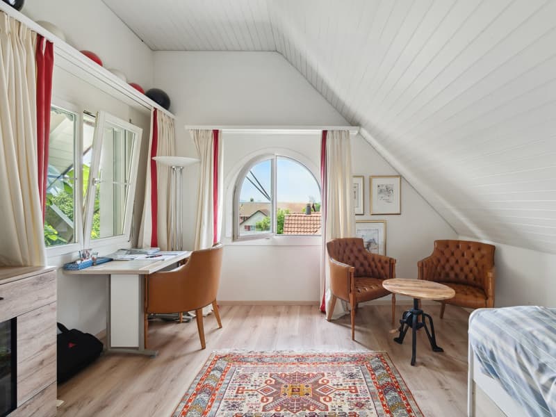 Luxuriöse, exklusive 6.5-Zimmer-Duplex-Wohnung  in Volketswil (10)