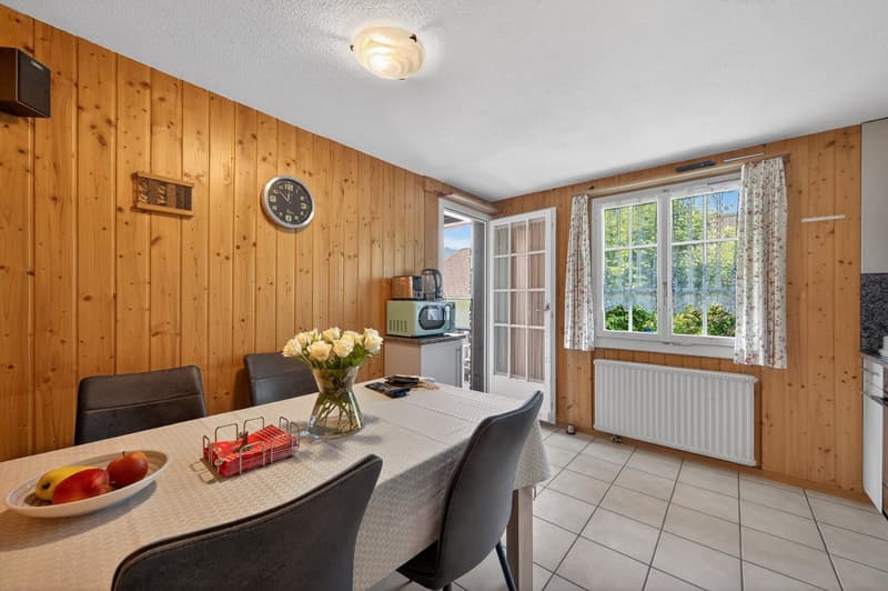 Charmantes 6.5-Zimmer-Chalet in ruhiger Lage in Schänis (13)