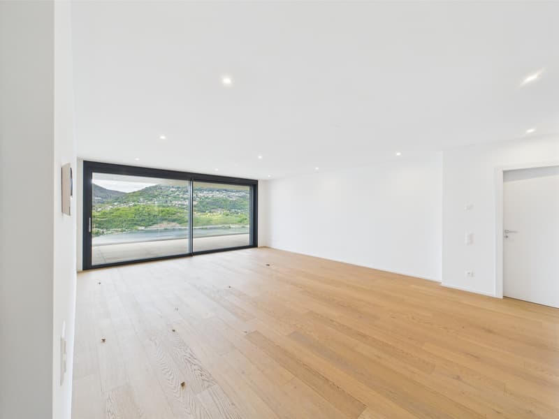 Exclusive T-Lake Residence / Panoramic View (11)