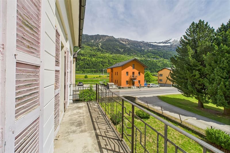 Multi-family house / rental property in an elegant, historic villa (12)