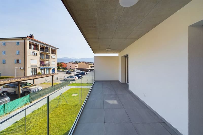 Moderne 3½ Zimmer Renditewohnung an bester Lage (10)