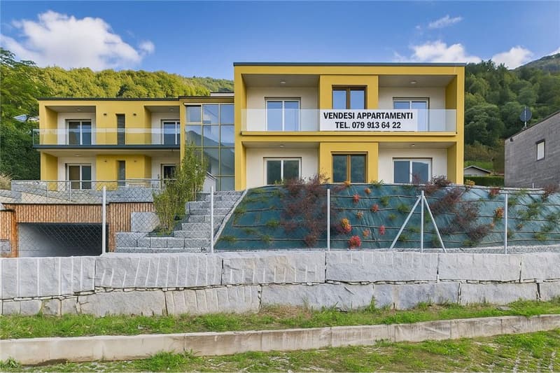 Attractive new apartment in the "Maison du Lac" residence (3)