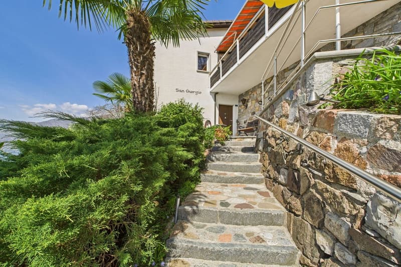 Bissone - A true gem with 180° panoramic view (33)