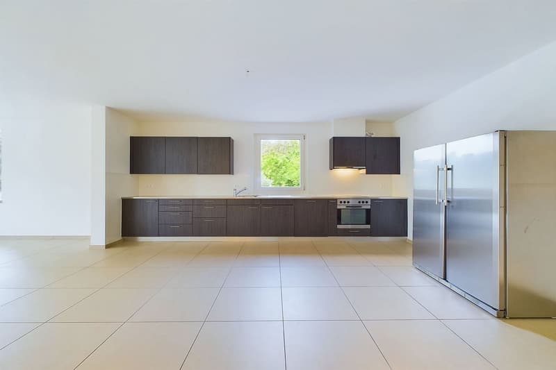 Montagnola - Comfort and Modernity: spacious 3½-room duplex apartment for rent (4)